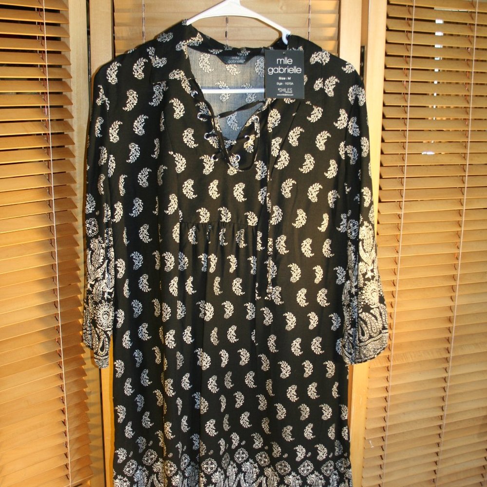 Mlle Gabrielle Black and White Floral Dress Size M